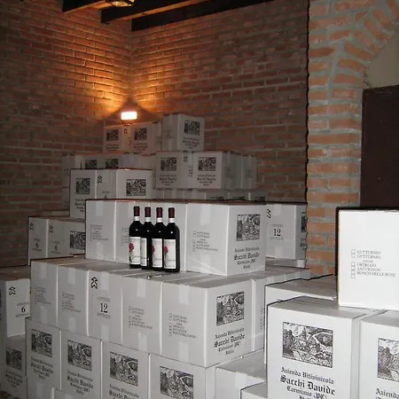 Agriturismo Ronco Delle Rose Farma Ponte dellʼOlio