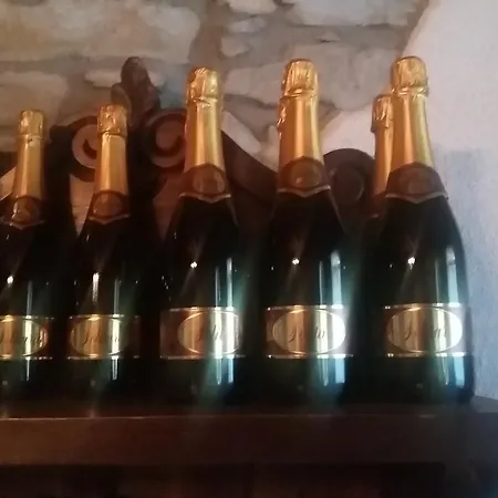Agriturismo Ronco Delle Rose Farma Ponte dellʼOlio