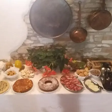 Agriturismo Ronco Delle Rose Farma Ponte dellʼOlio